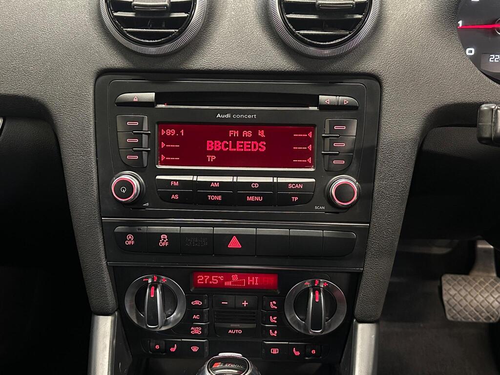 Audi A3 2.0 TDI Black Edition Sportback S Tronic Euro 5 (s/s) 5dr full