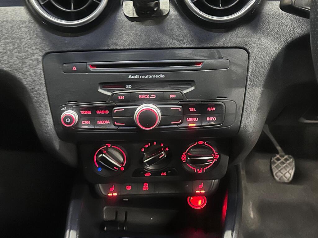 Audi A1 1.6 TDI S line Sportback Euro 5 (s/s) 5dr full