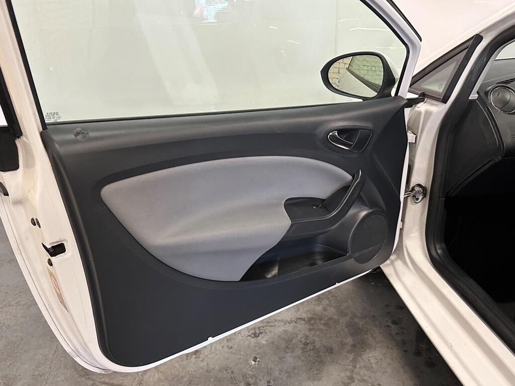 SEAT Ibiza 1.4 Toca Sport Coupe Euro 5 3dr full