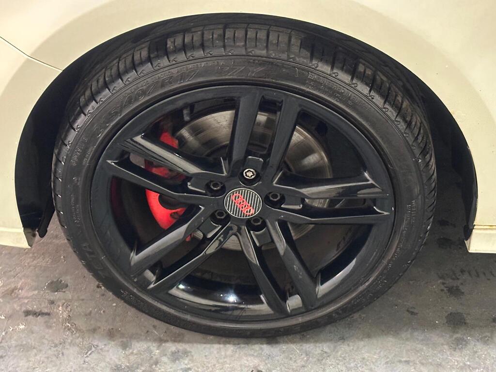 Audi A1 1.6 TDI S line Sportback Euro 5 (s/s) 5dr full