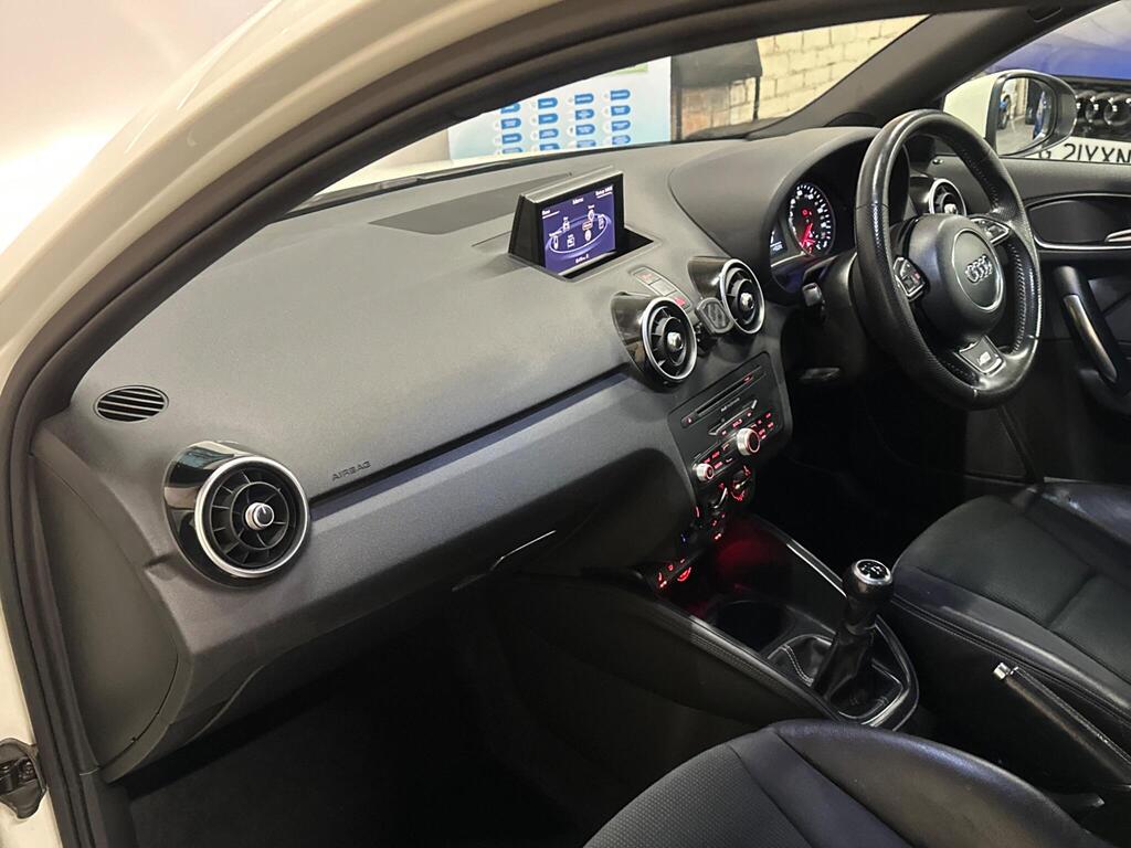 Audi A1 1.6 TDI S line Sportback Euro 5 (s/s) 5dr full
