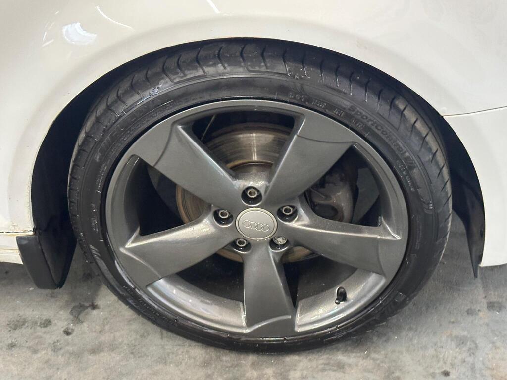 Audi A3 2.0 TDI Black Edition Sportback S Tronic Euro 5 (s/s) 5dr full