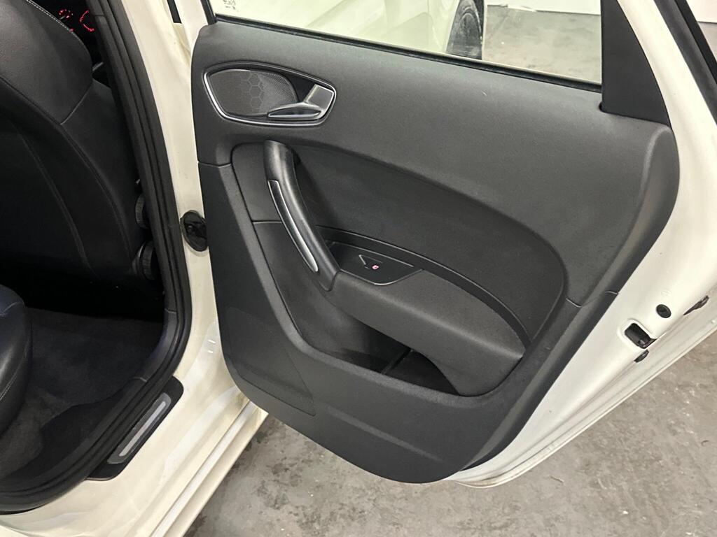 Audi A1 1.6 TDI S line Sportback Euro 5 (s/s) 5dr full