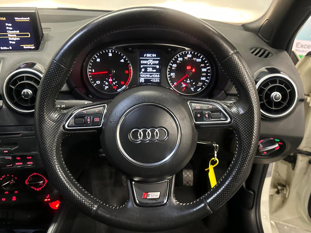 Audi A1 1.6 TDI S line Sportback Euro 5 (s/s) 5dr full