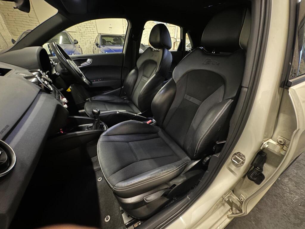 Audi A1 1.6 TDI S line Sportback Euro 5 (s/s) 5dr full