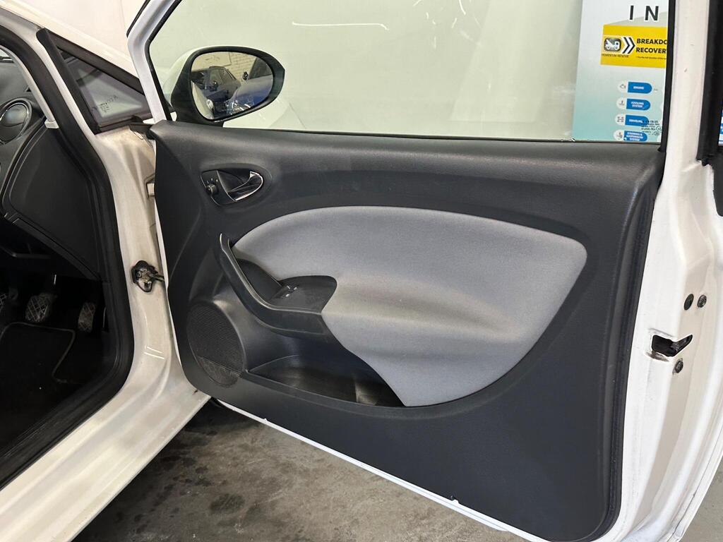 SEAT Ibiza 1.4 Toca Sport Coupe Euro 5 3dr full